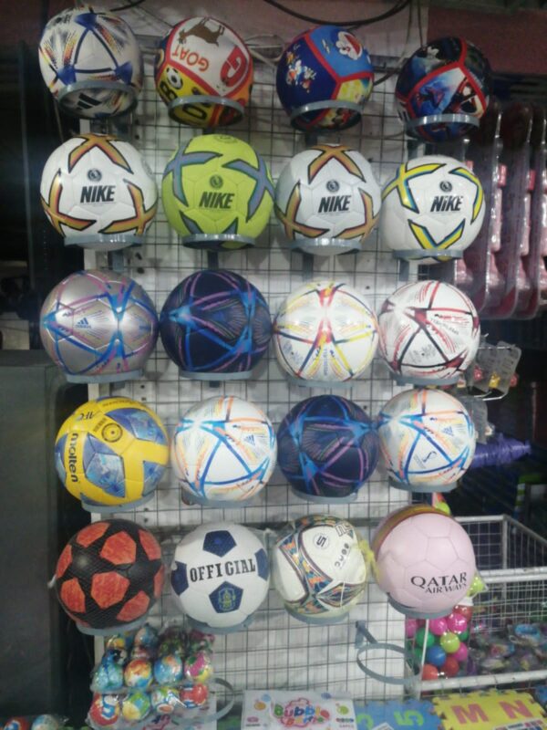 Original Hand Stitched Football FIFA 2022 - Image 3