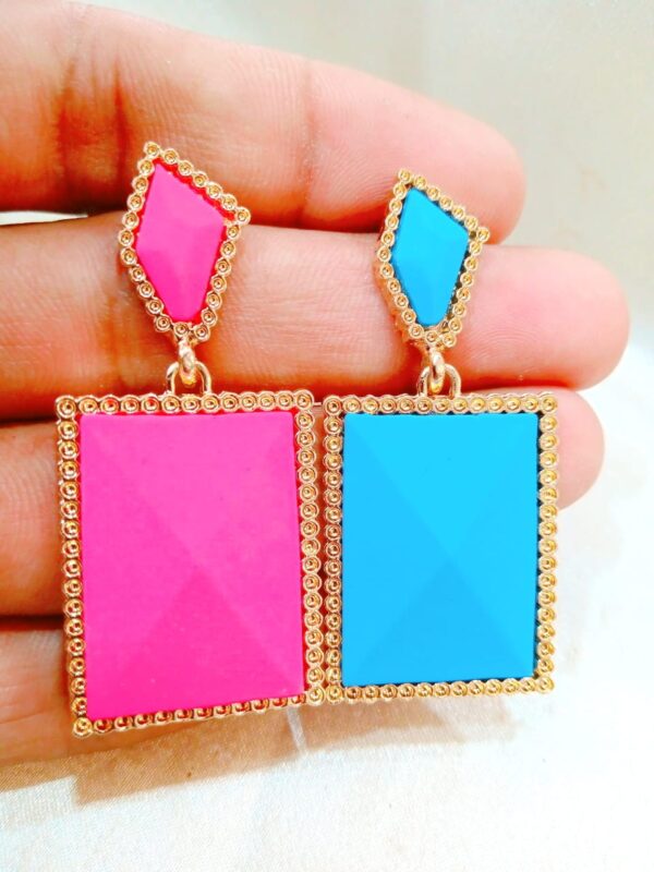 Stylish earrings for Girls and Women