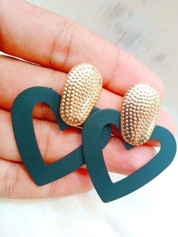 Stylish earrings for Girls and Women