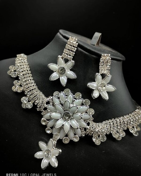 Indian Choker Patti with tops