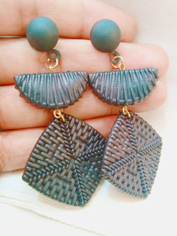Stylish drop earrings for Girls and Women - Image 2