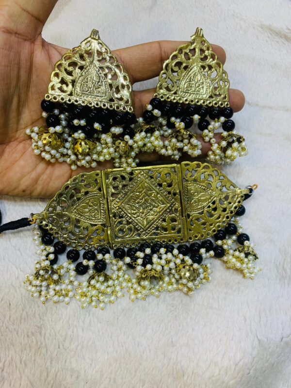 Indian Stylish Necklace and earrings - Image 3