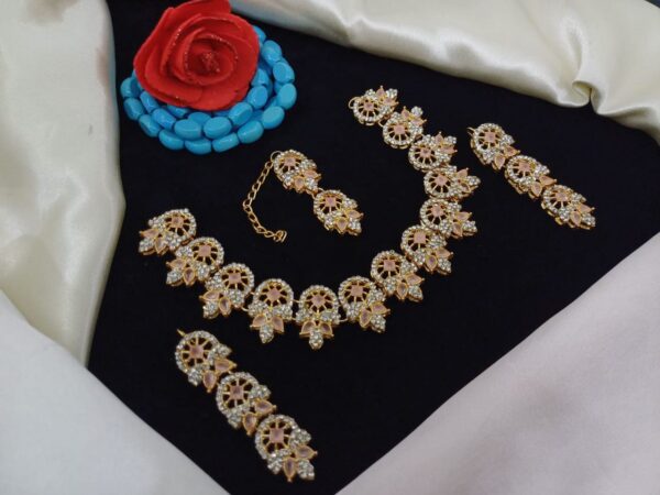 SIKA Jewelry Set in Pakistan
