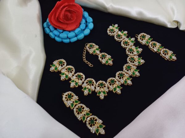 SIKA Jewelry Set in Pakistan - Image 4