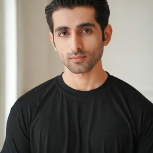 Plain Black half Sleeves t-shirt for Men